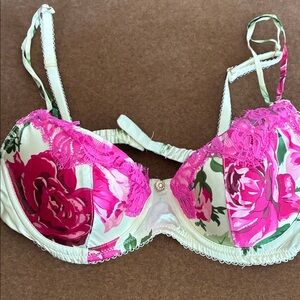 Badgley Mischka Floral Lace Bra - Pink and Cream